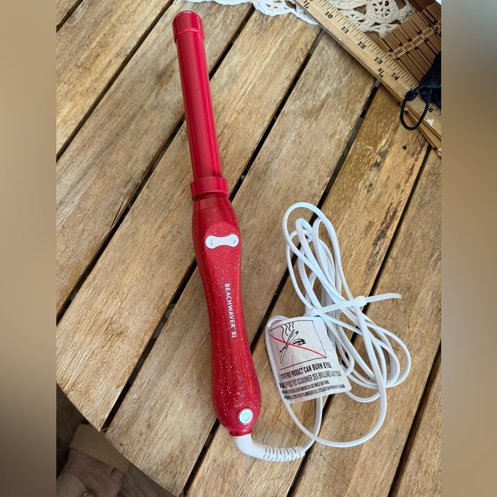 Beachwaver Red Curling Iron 1 inch like new!